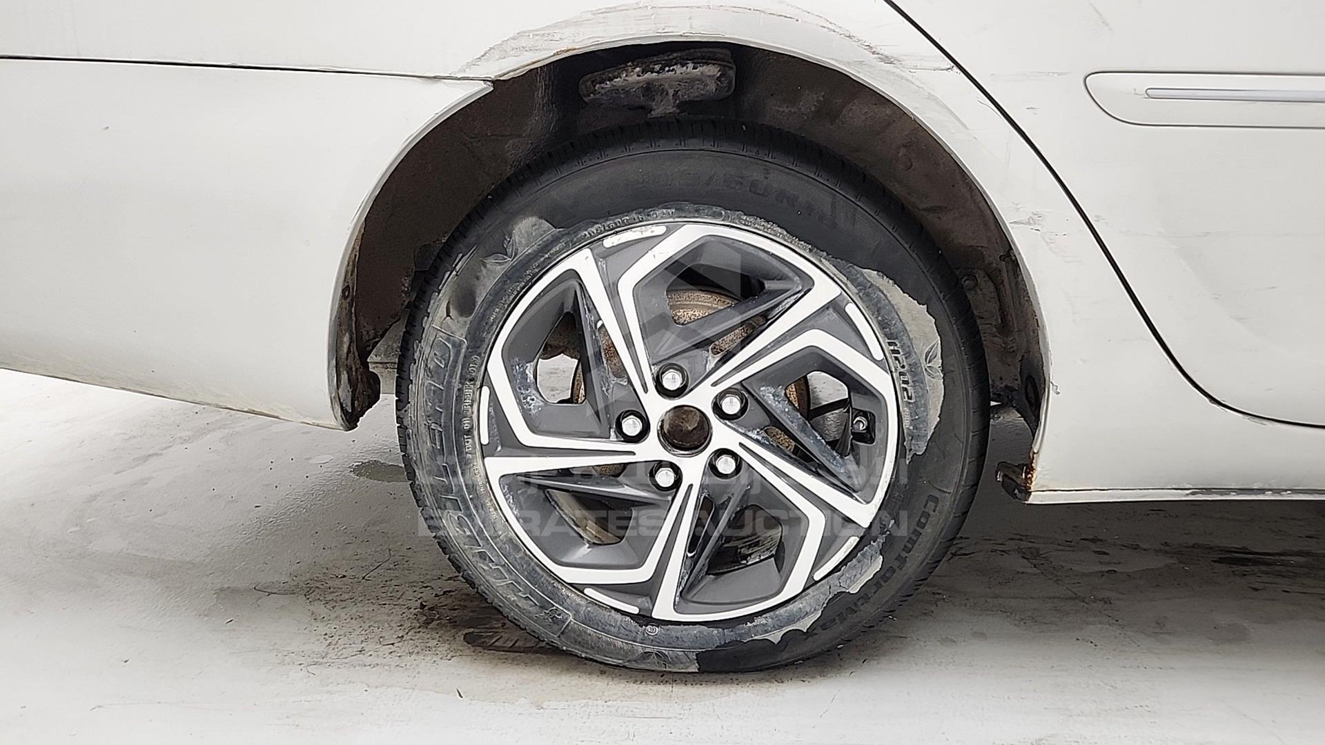 2004 TOYOTA CAMRY VIN: 4T1BE32K54U864496