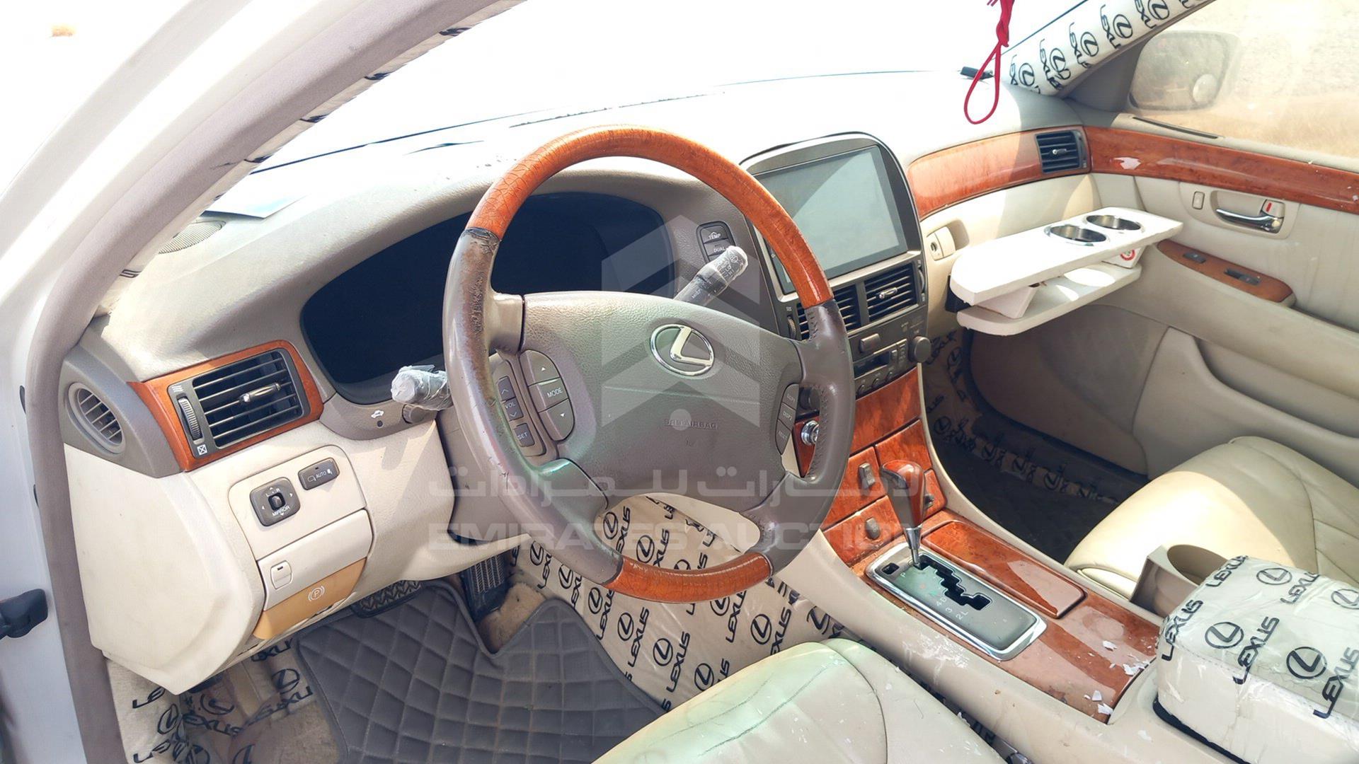 2001 LEXUS LS 430 VIN: JTHBN30F910049181