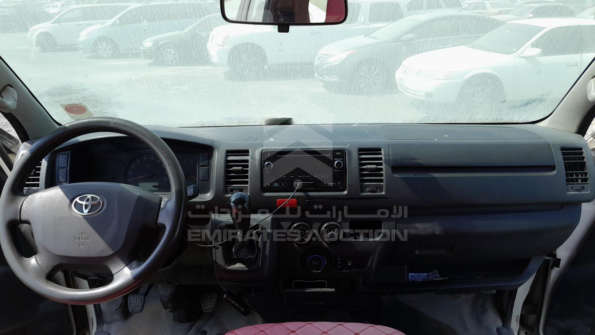 2015 TOYOTA HIACE VIN: JTGJX02P0F5041124