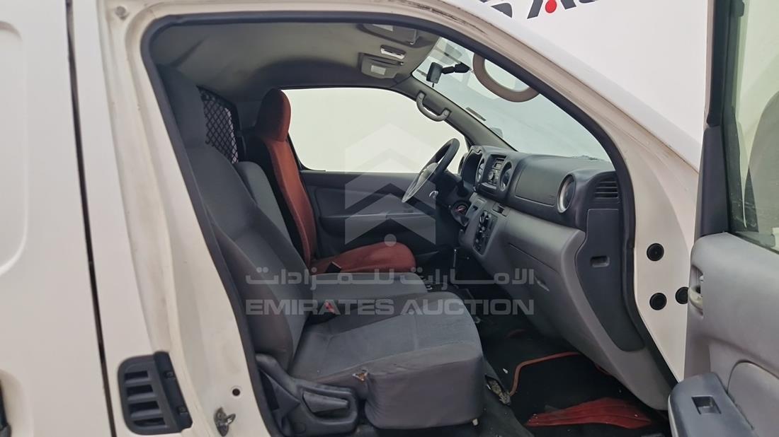 2016 Nissan Urvan — Front Right Passenger Seat View — Photo 17