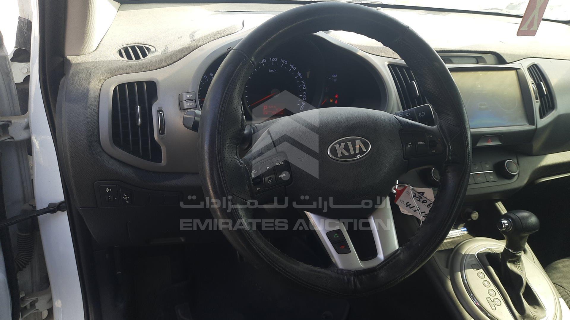 2016 KIA SPORTAGE VIN: U5YPB81A8GL730667