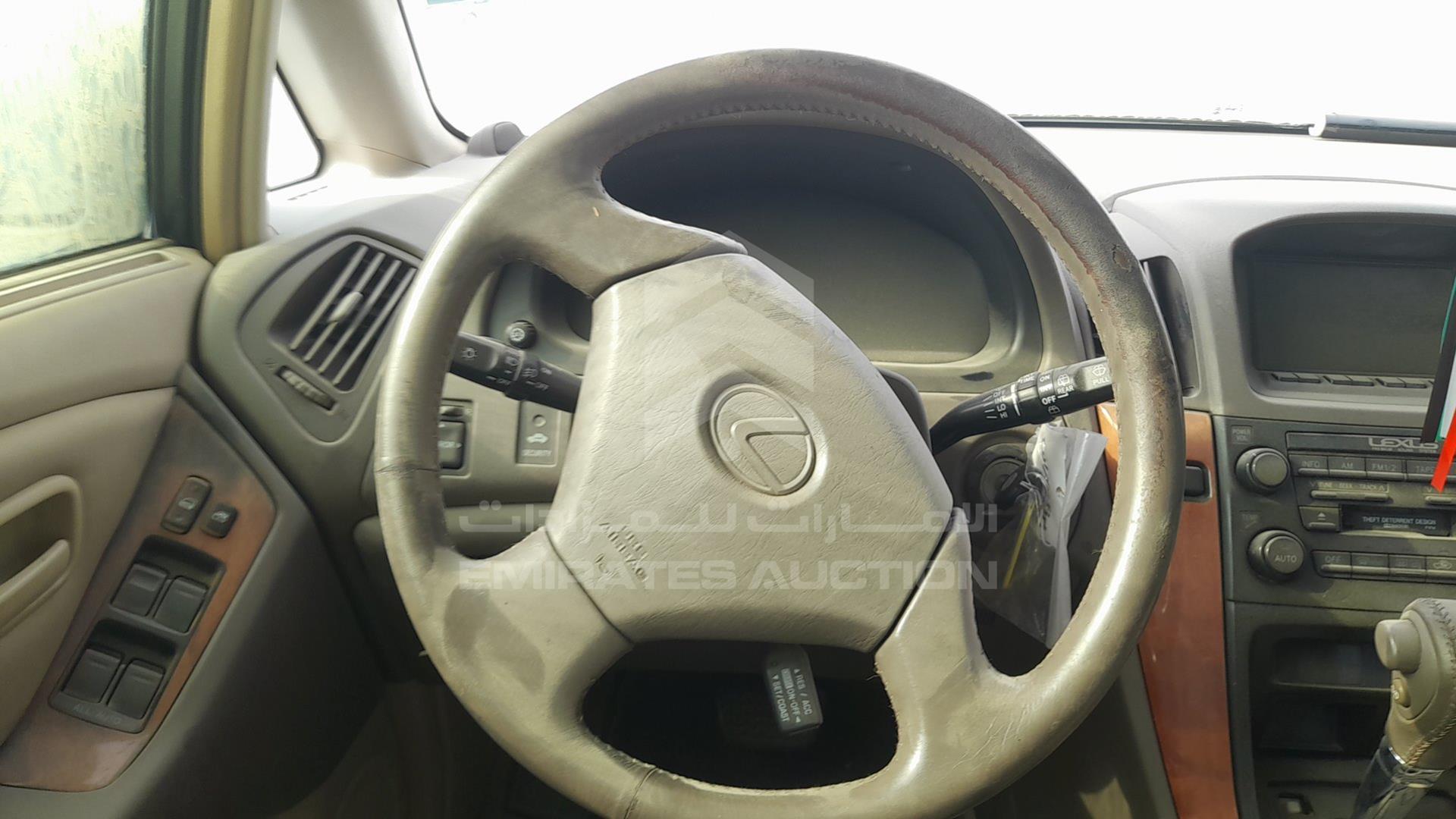 1999 LEXUS RX 300 VIN: JT6GF10U8X0037692