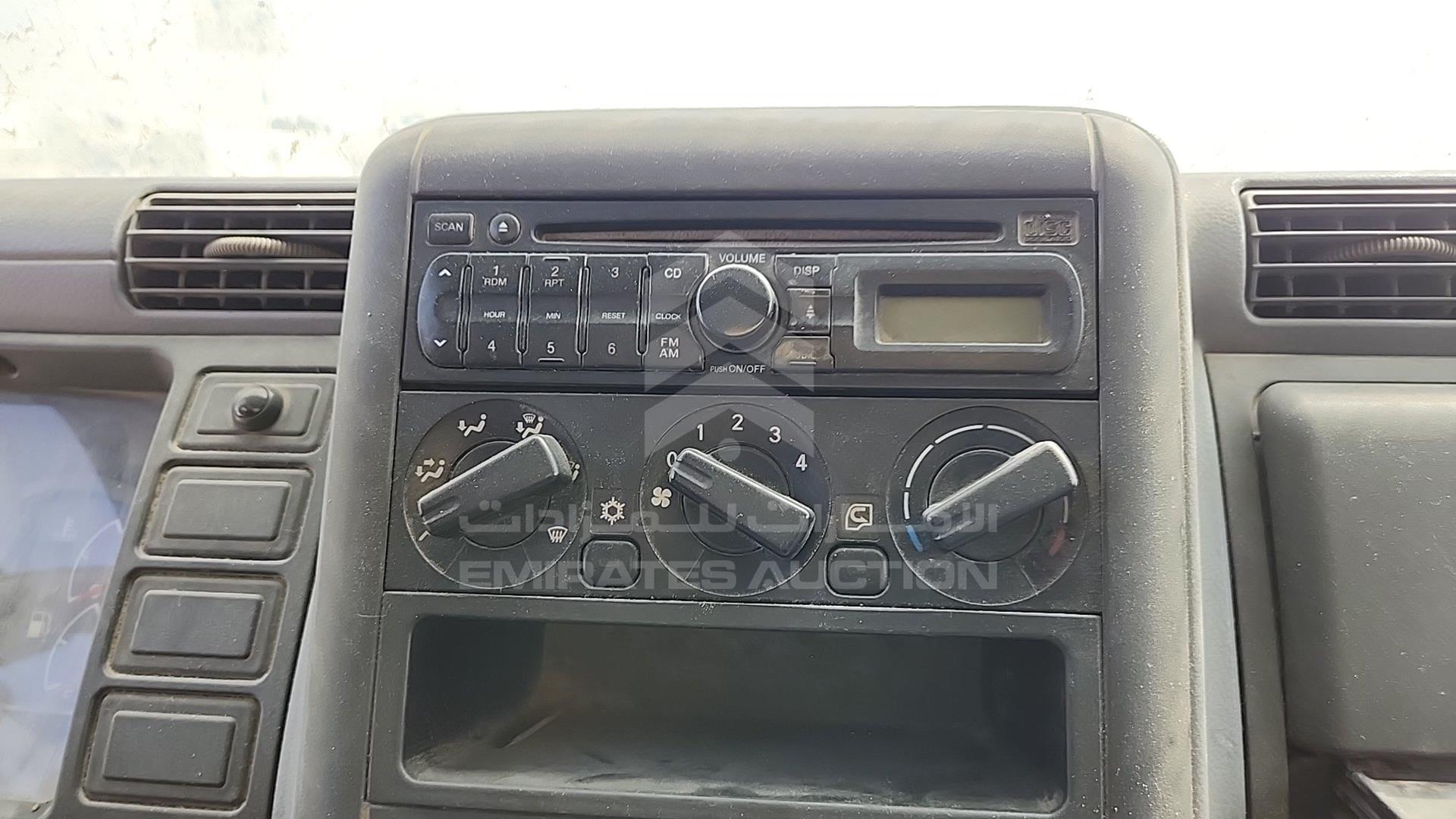2013 MITSUBISHI CANTER VIN: JL6BCE6J3DK025666