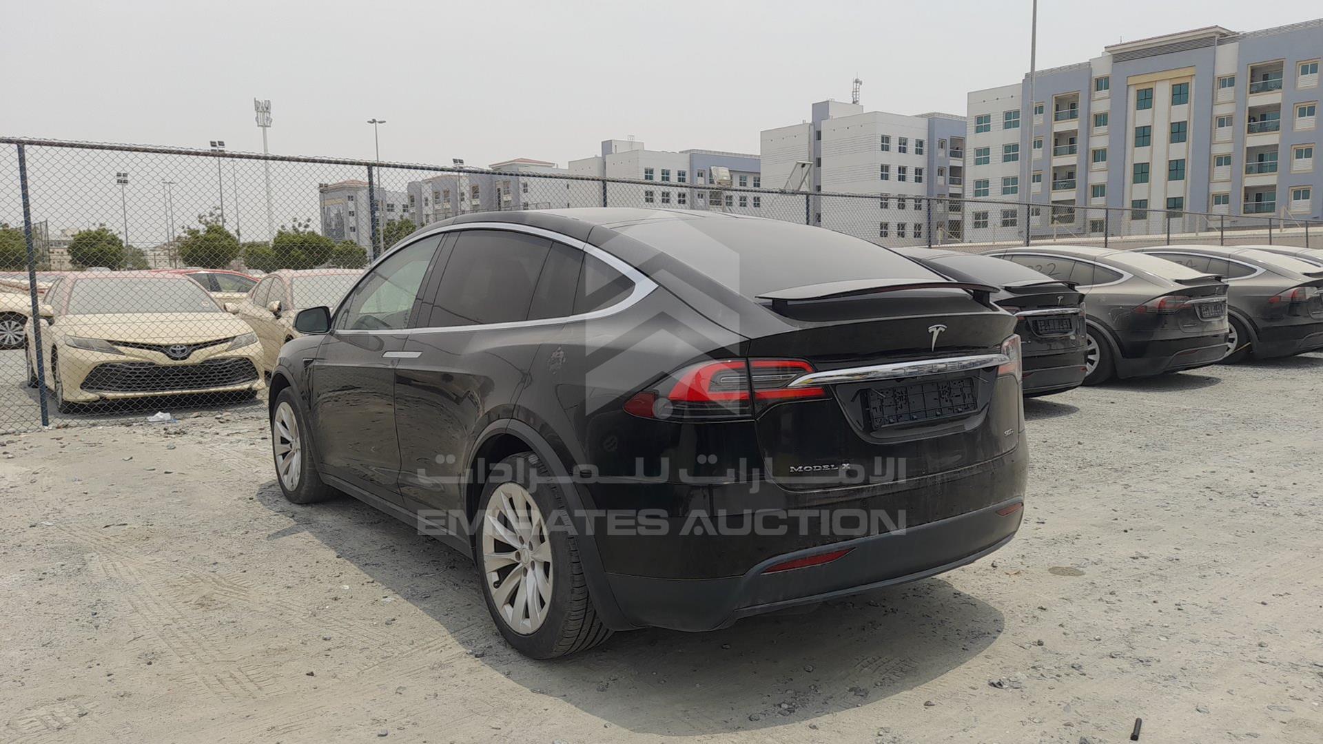 2017 TESLA MODEL X VIN: 5YJXCCE2XHF056526