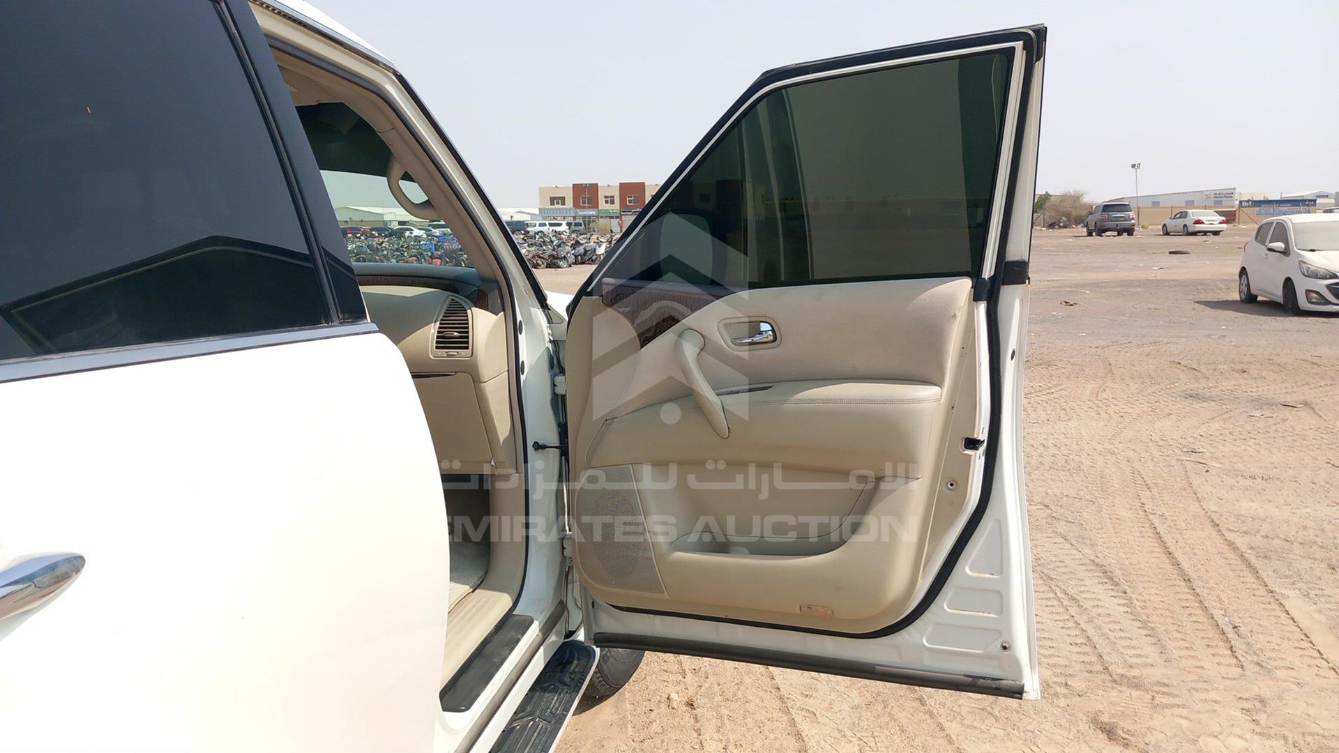 2015 NISSAN PATROL VIN: JN8AY2NY4F9120898