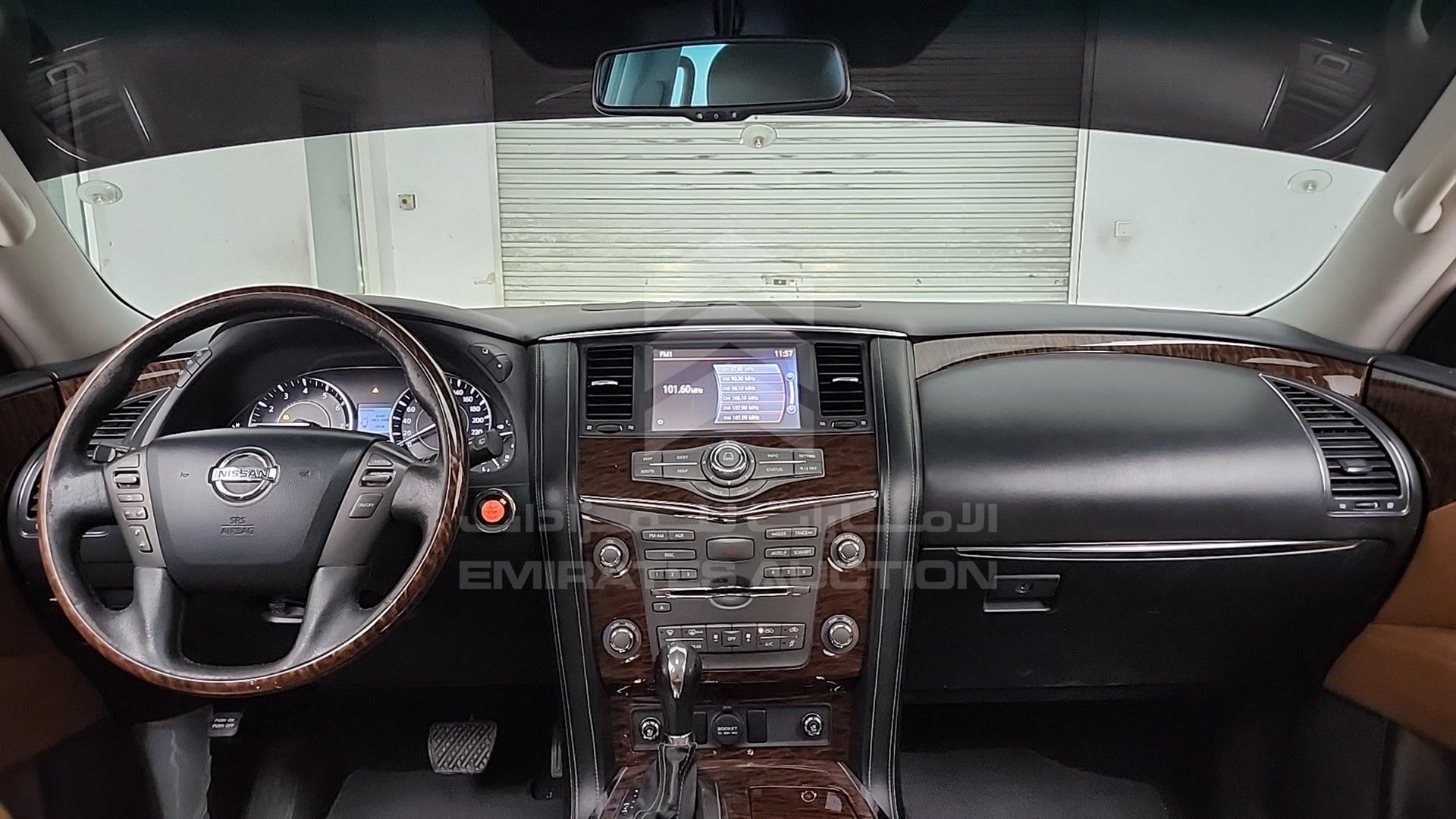 2017 NISSAN PATROL VIN: JN8AY2NYXH9306898