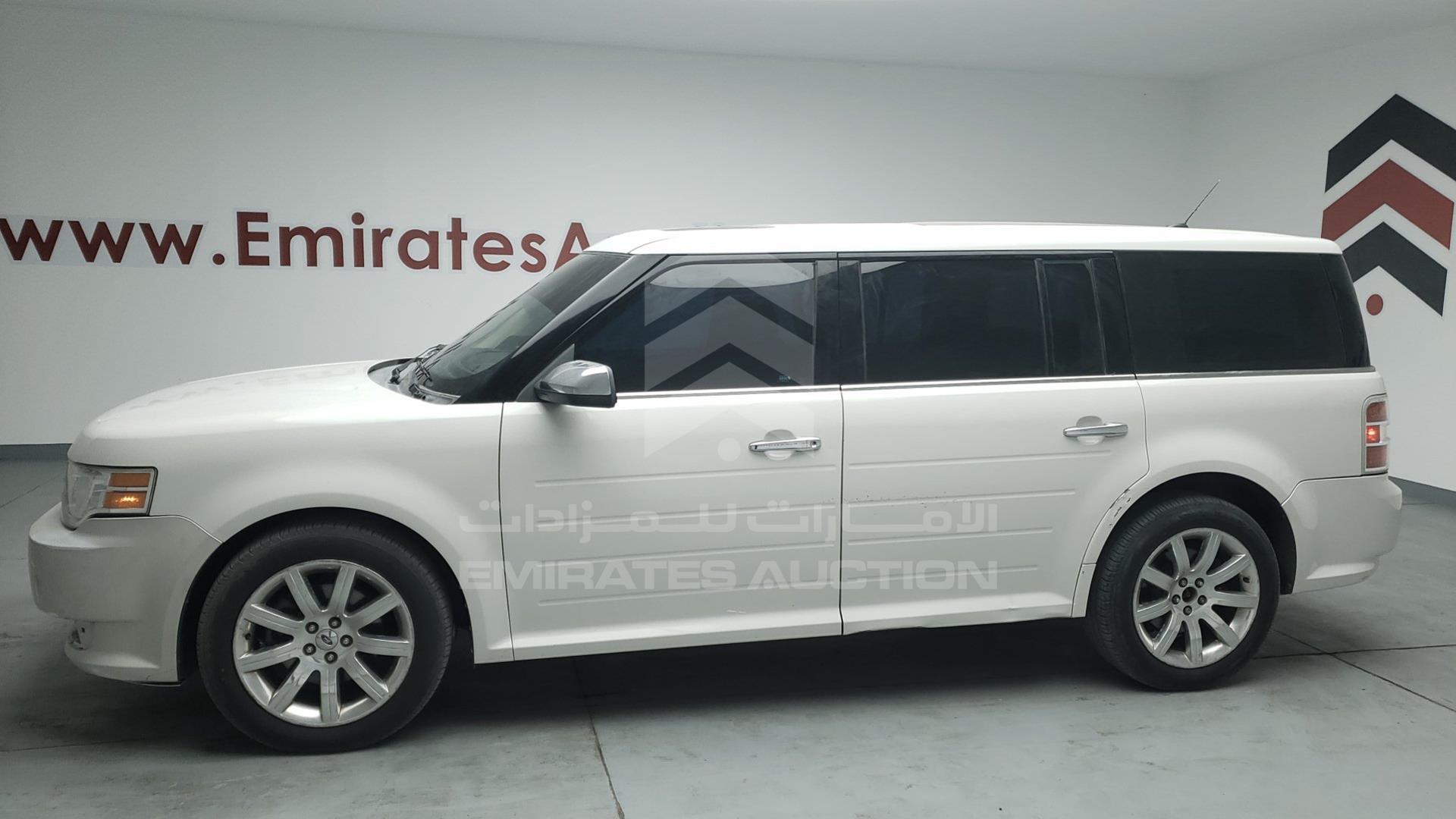 2009 FORD FLEX VIN: 2FMEK63C99BA45616