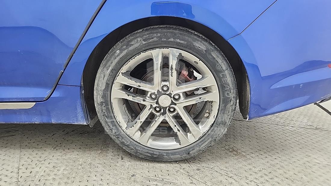 2013 Kia Optima — Rear Left Tyre — Photo 40