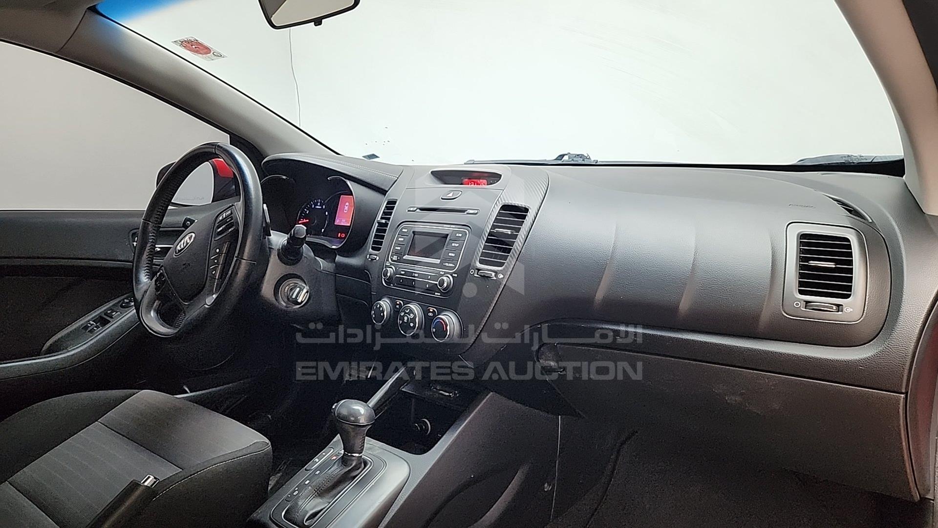2016 KIA CERATO VIN: KNAFZ6179G5453686