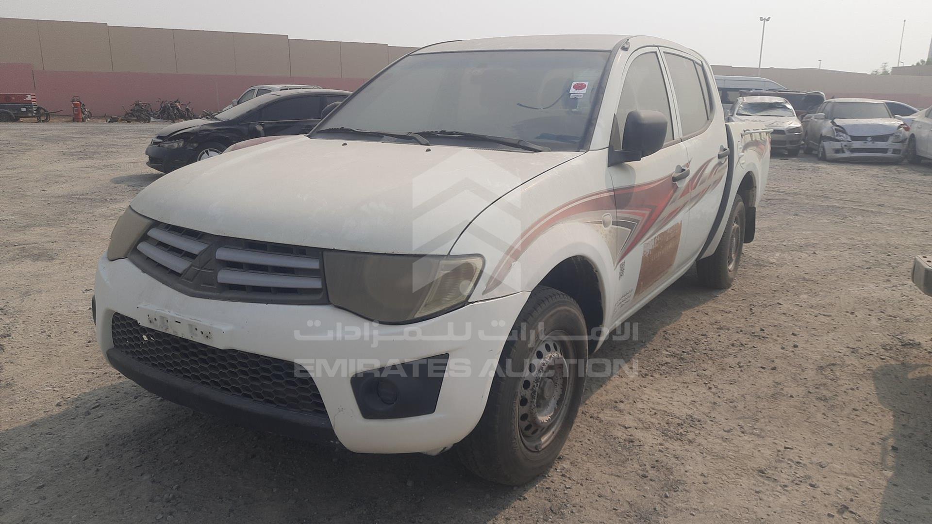 2013 MITSUBISHI L 200 VIN: MMBJNKA50DD029452