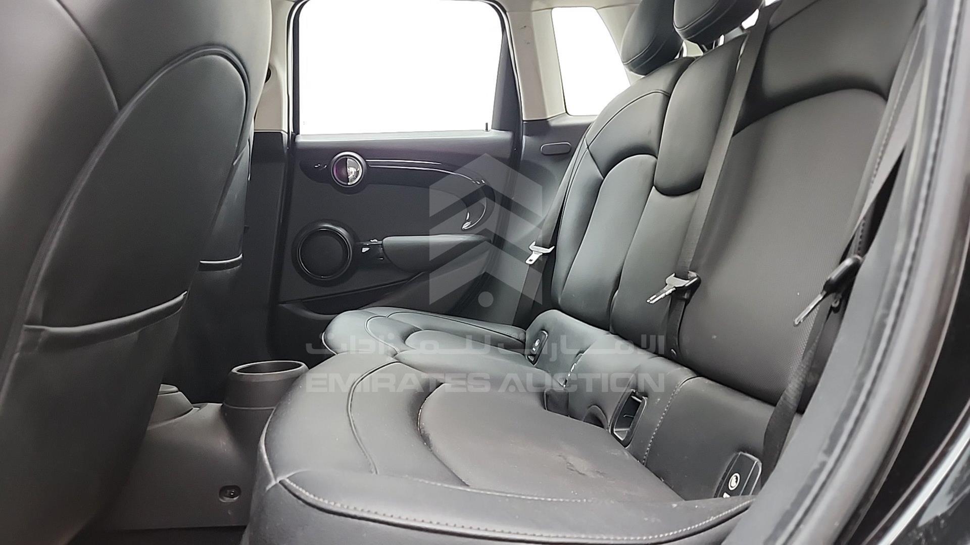 2015 MINI COOPER VIN: WMWXS5C53FT827279