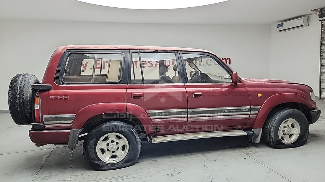 Toyota Land Cruiser — Rear Right Angle — Photo 11