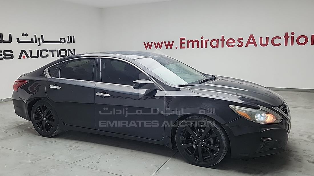 نيسان التيما 2018 — الزاوية الأمامية اليمنى — صورة 9