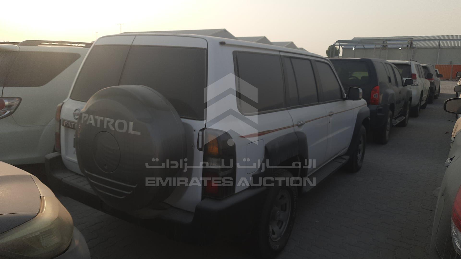 2010 NISSAN PATROL VIN: JN8FY15Y1AX581318