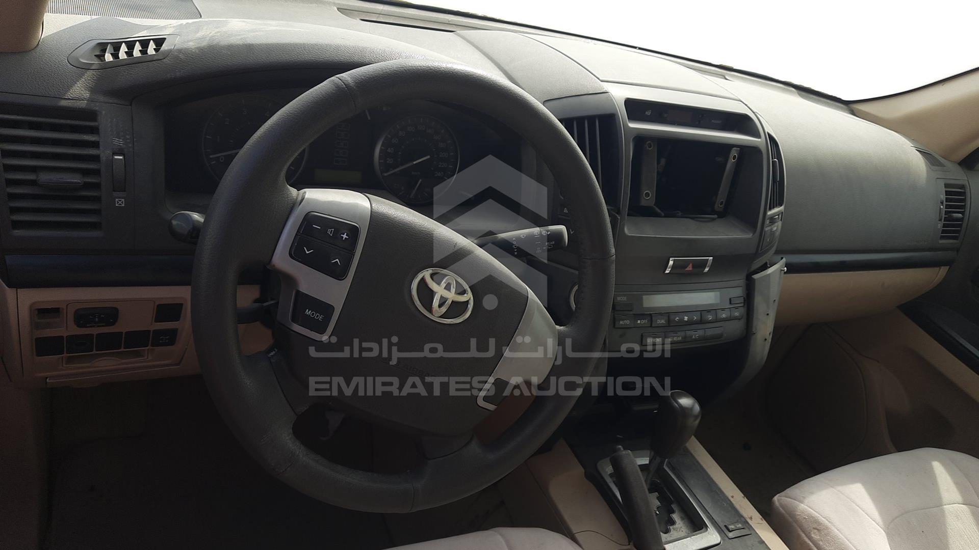 2013 TOYOTA LAND CRUISER VIN: JTMDU09J9D5064936