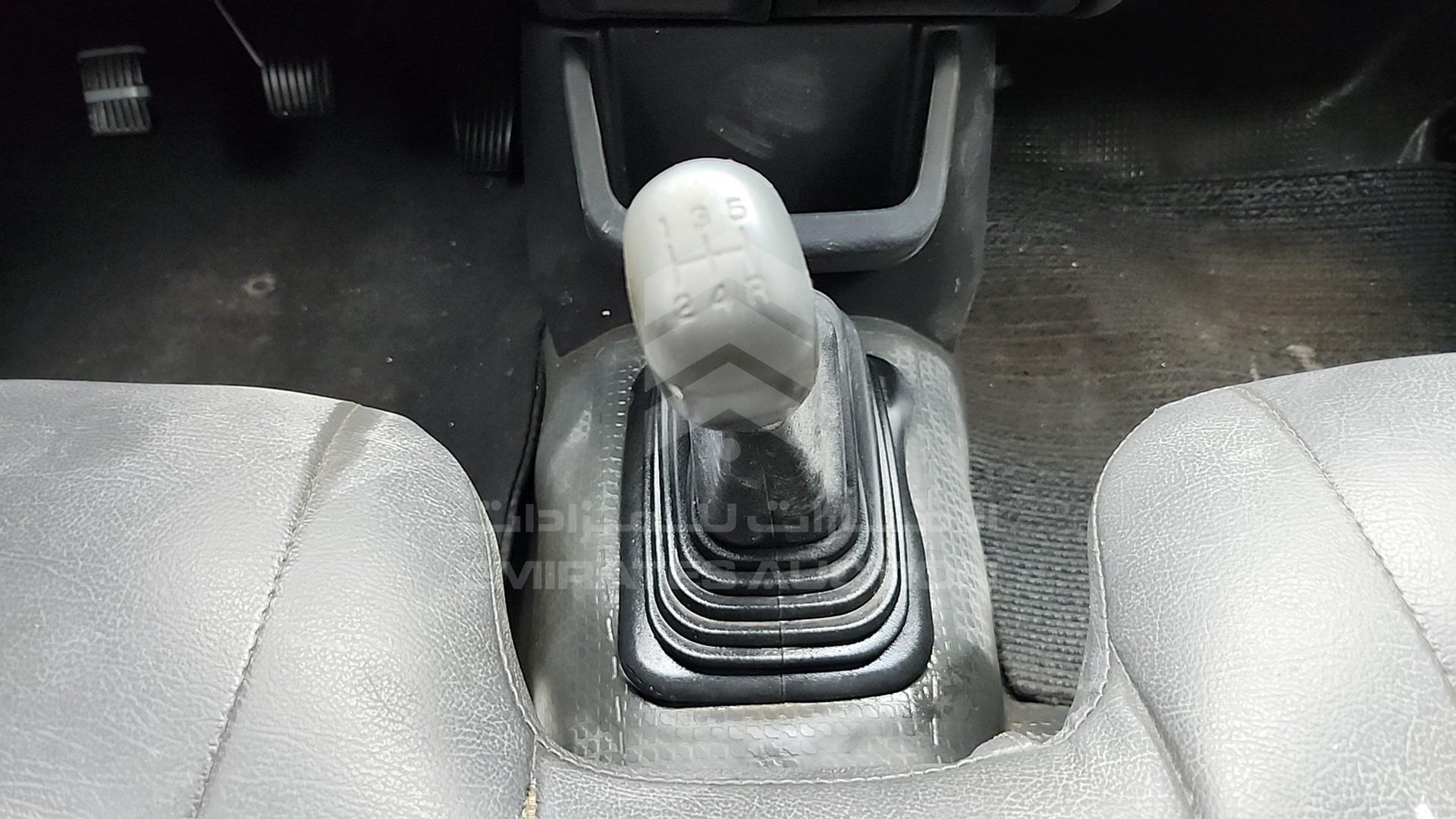 2005 MITSUBISHI L 200 VIN: MMBJNK6405D037964