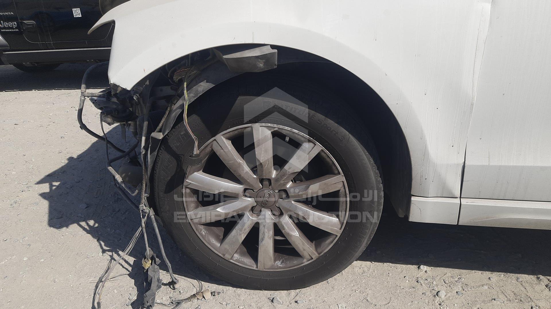 2012 AUDI Q5 VIN: WAUCFC8R8CA079364