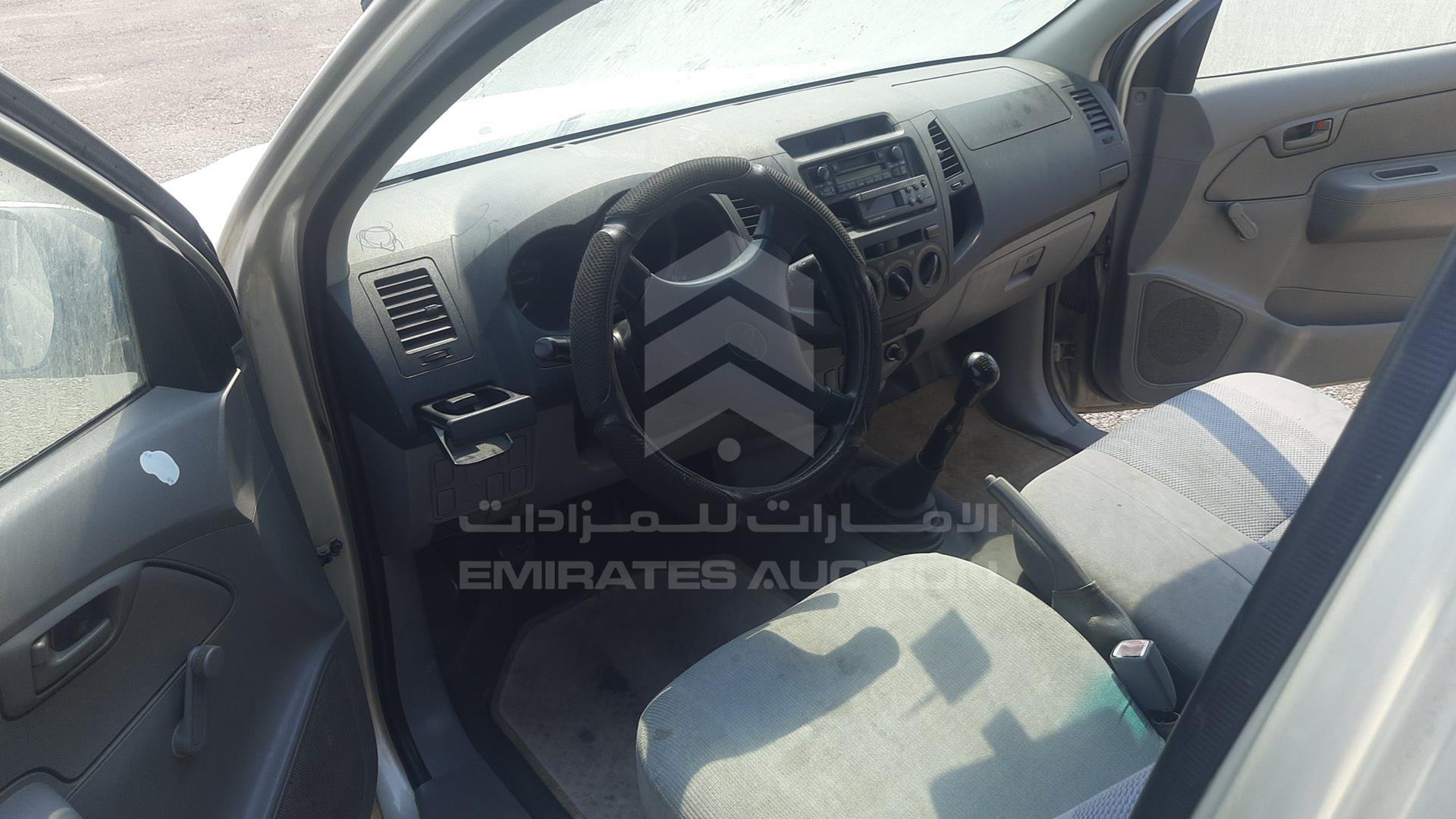 2010 TOYOTA HILUX VIN: MR0CX12G8A0047434