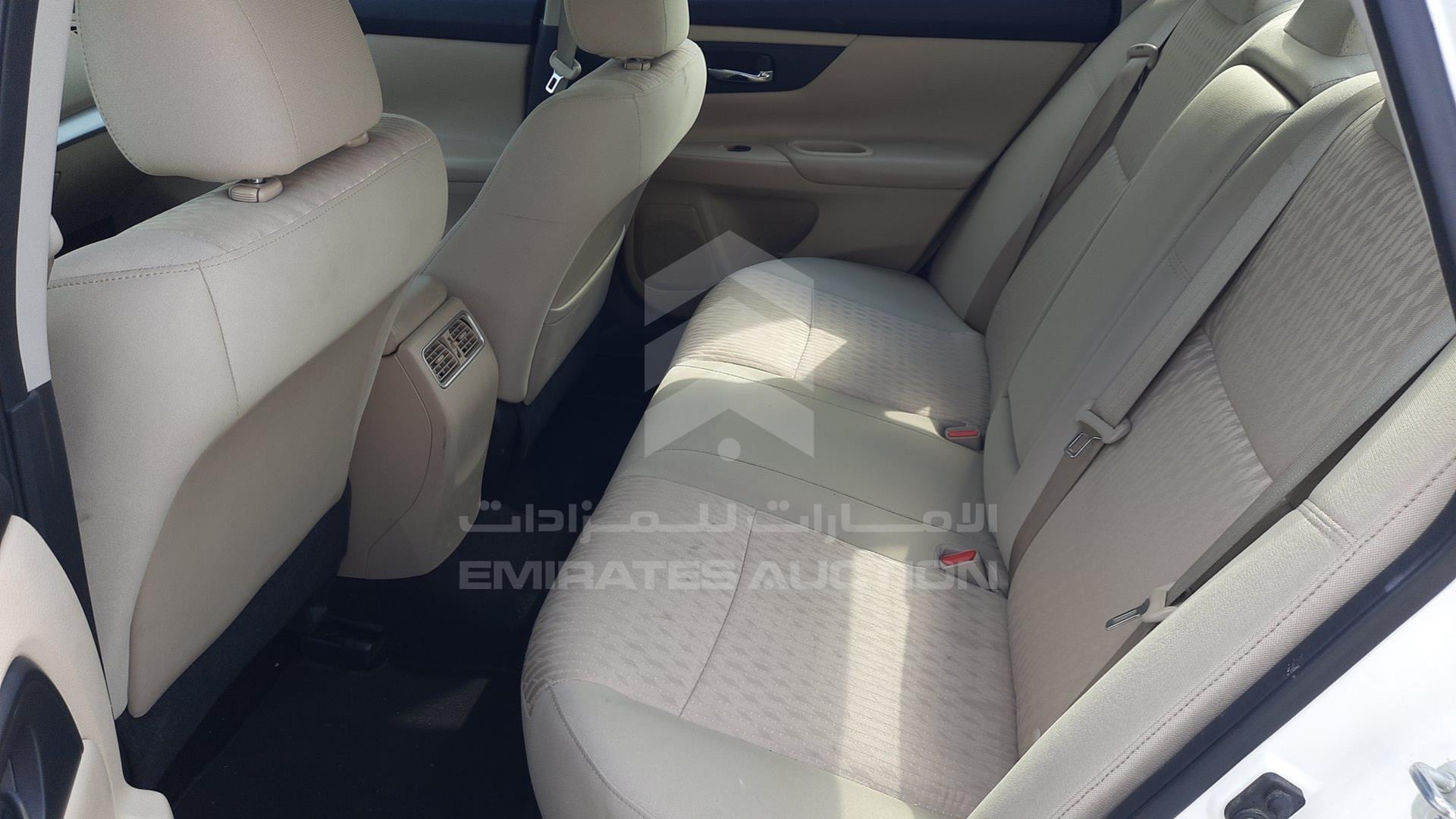 2018 NISSAN ALTIMA VIN: 1N4AL3A9XJC276105