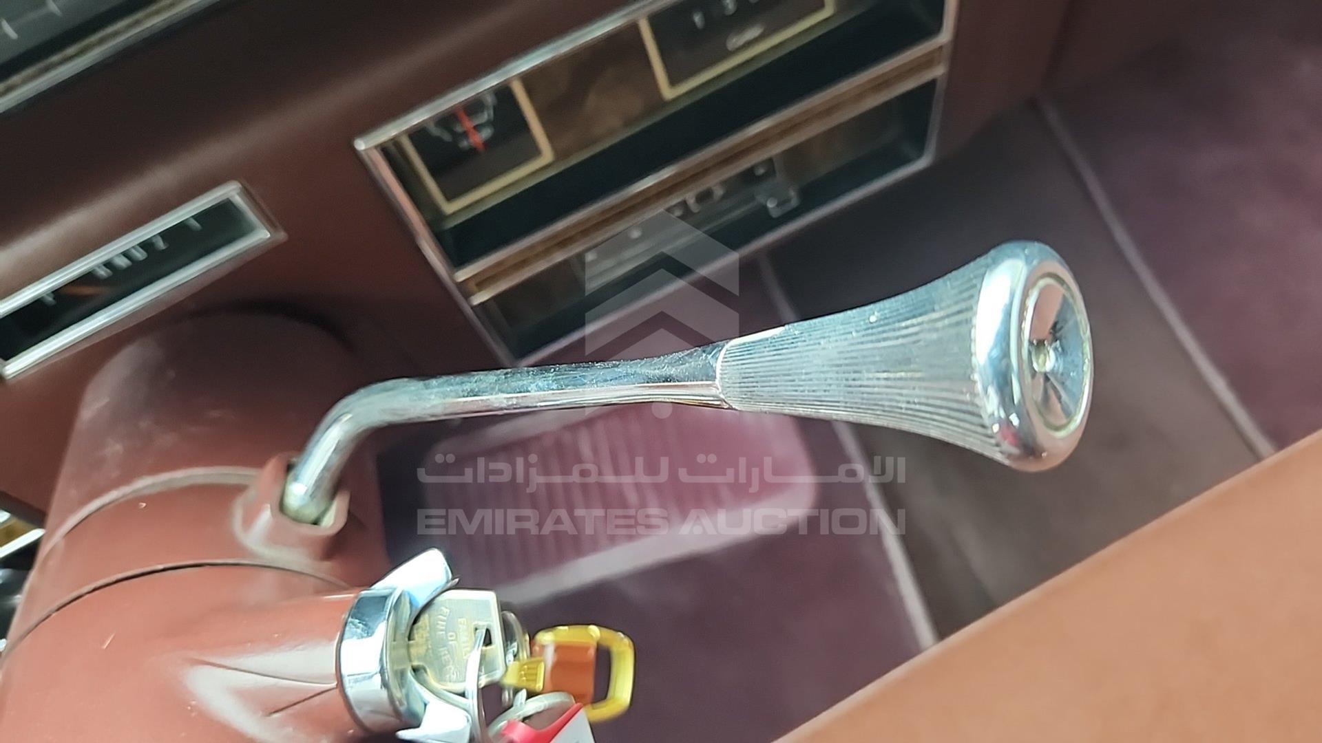 1977 LINCOLN CONTINENTAL VIN: 7Y82A847366