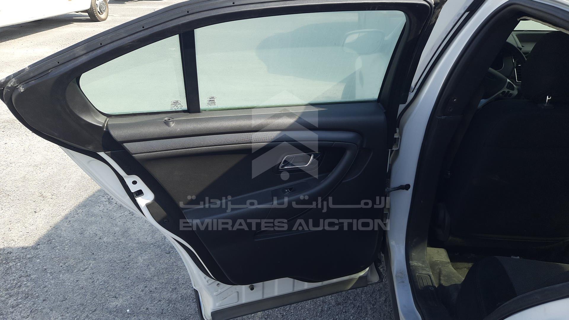 2014 FORD TAURUS VIN: 1FAHP2MT2EG184361