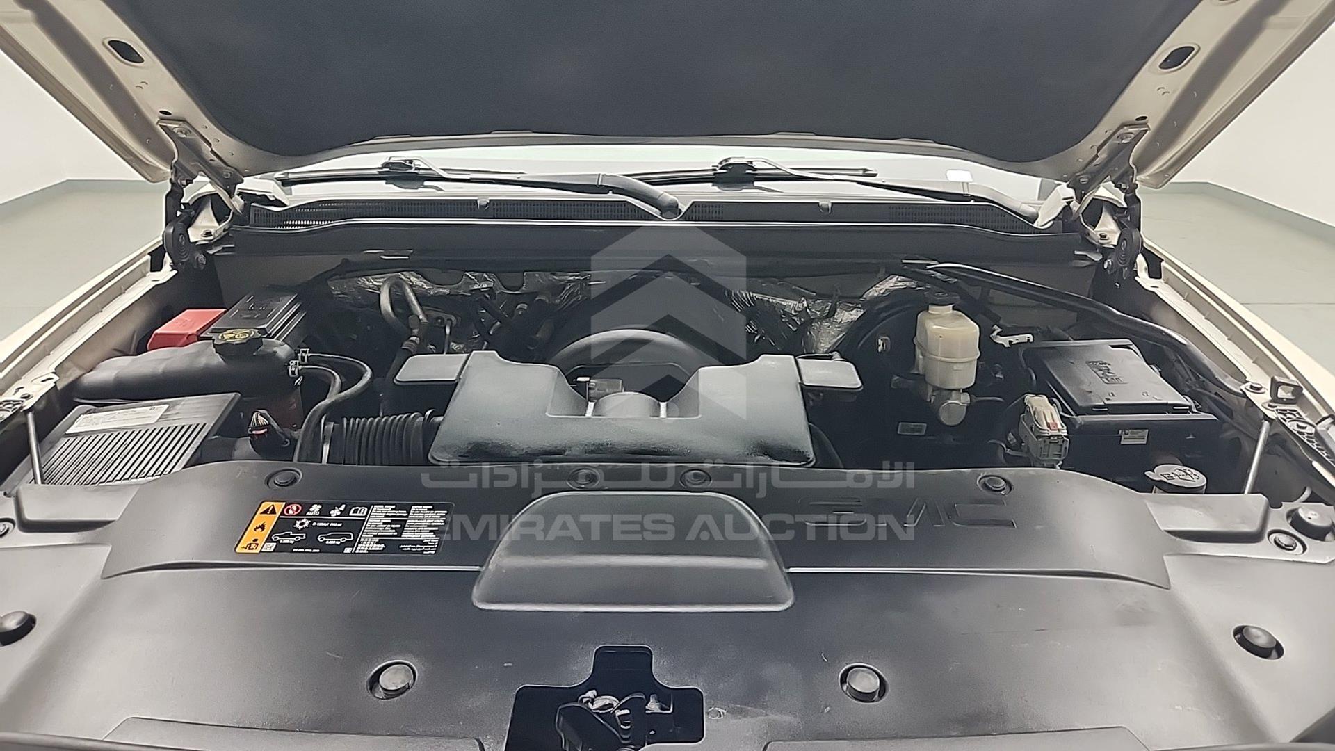 2017 GMC YUKON VIN: 1GKS2GKC0HR112652