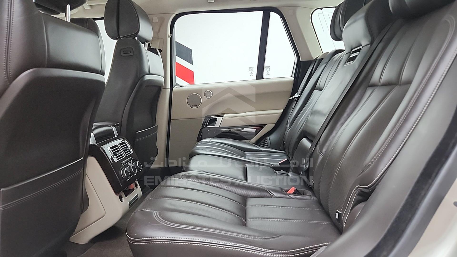 2014 RANGE ROVER VOGUE VIN: SALGA2EF3EA131728