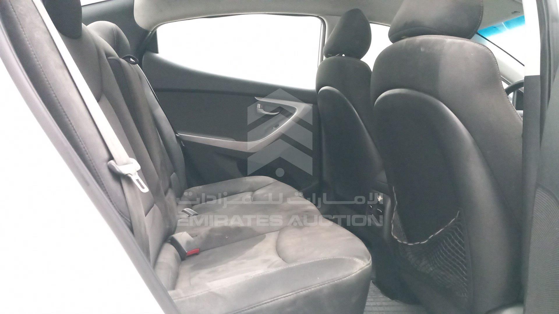 2015 HYUNDAI ELANTRA VIN: KMHDG41C9FU275960