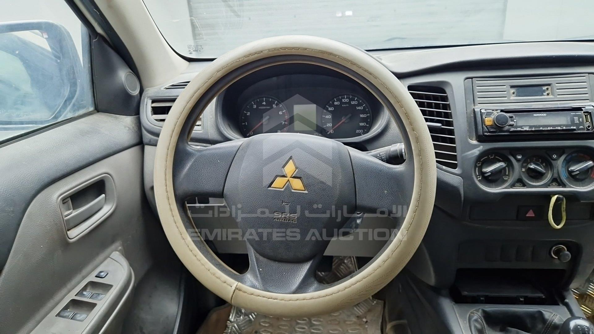 2016 MITSUBISHI L 200 VIN: MMBJNKJ40GH008469