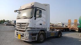 Mercedes 1844 — Front Left Angle — Photo 4 — Thumbnail