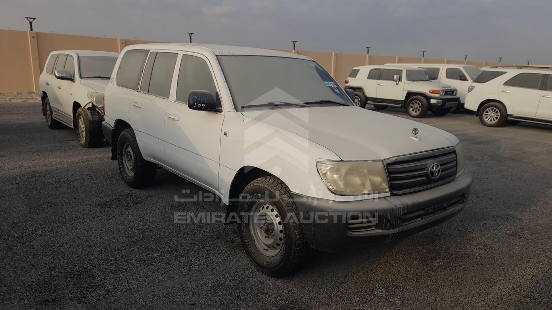 2007 TOYOTA LAND CRUISER VIN: JTGHJ01J273011004