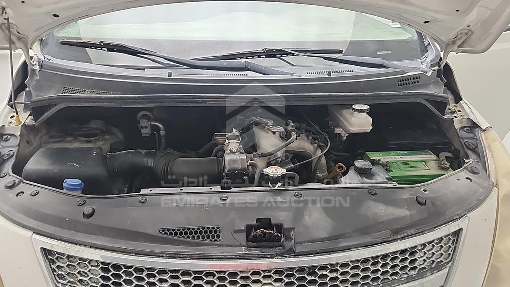 KMJWA37R1CU374704 - 2012 HYUNDAI H1 - #526410