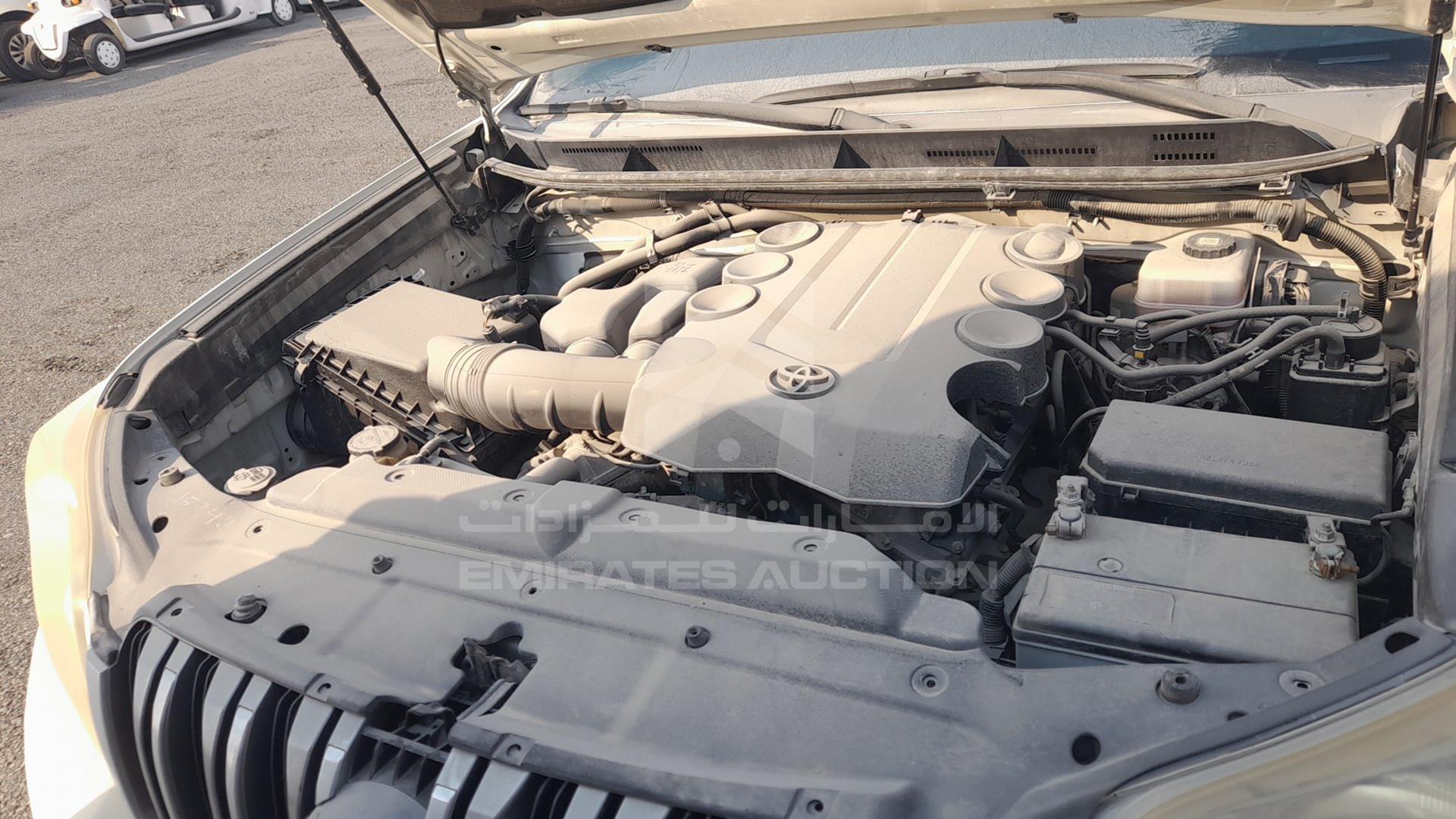 2010 TOYOTA LAND CRUISER PRADO VIN: JTEBU3FJ8AK011909