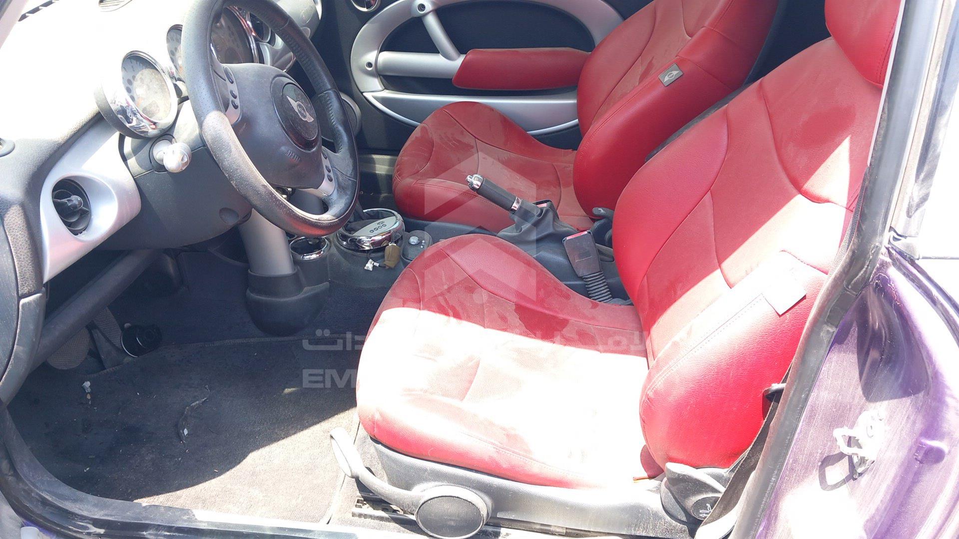 2006 MINI COOPER VIN: WMWRC31056TB99729