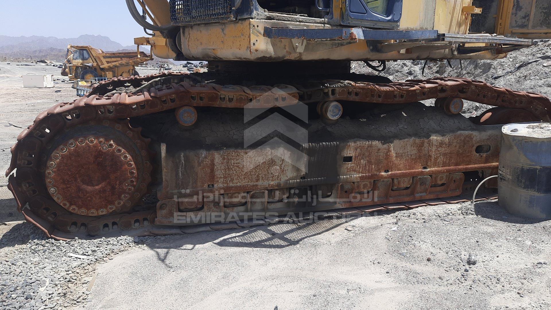 0 KOMATSU PC 800 VIN: KMTPC089C02040254