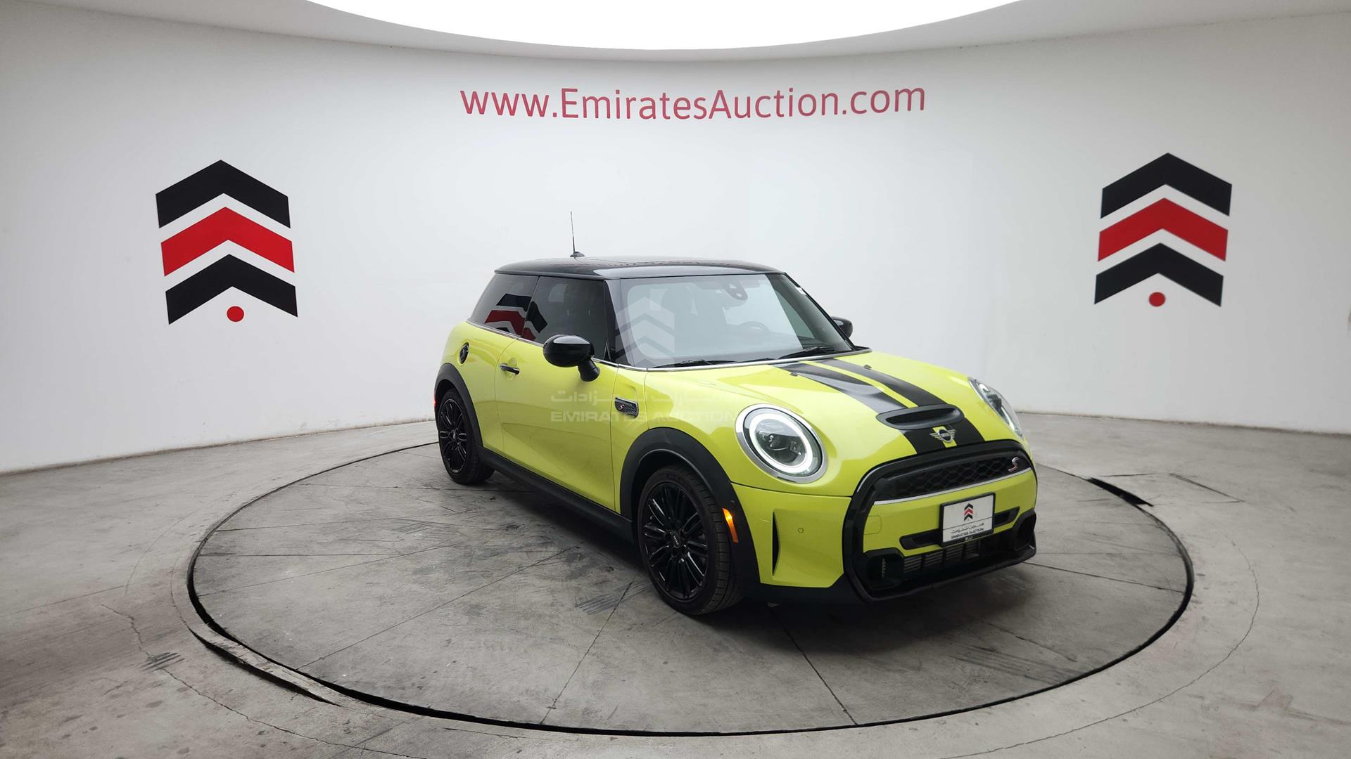 2023 MINI COOPER S VIN: WMW53DH0XP2S73659