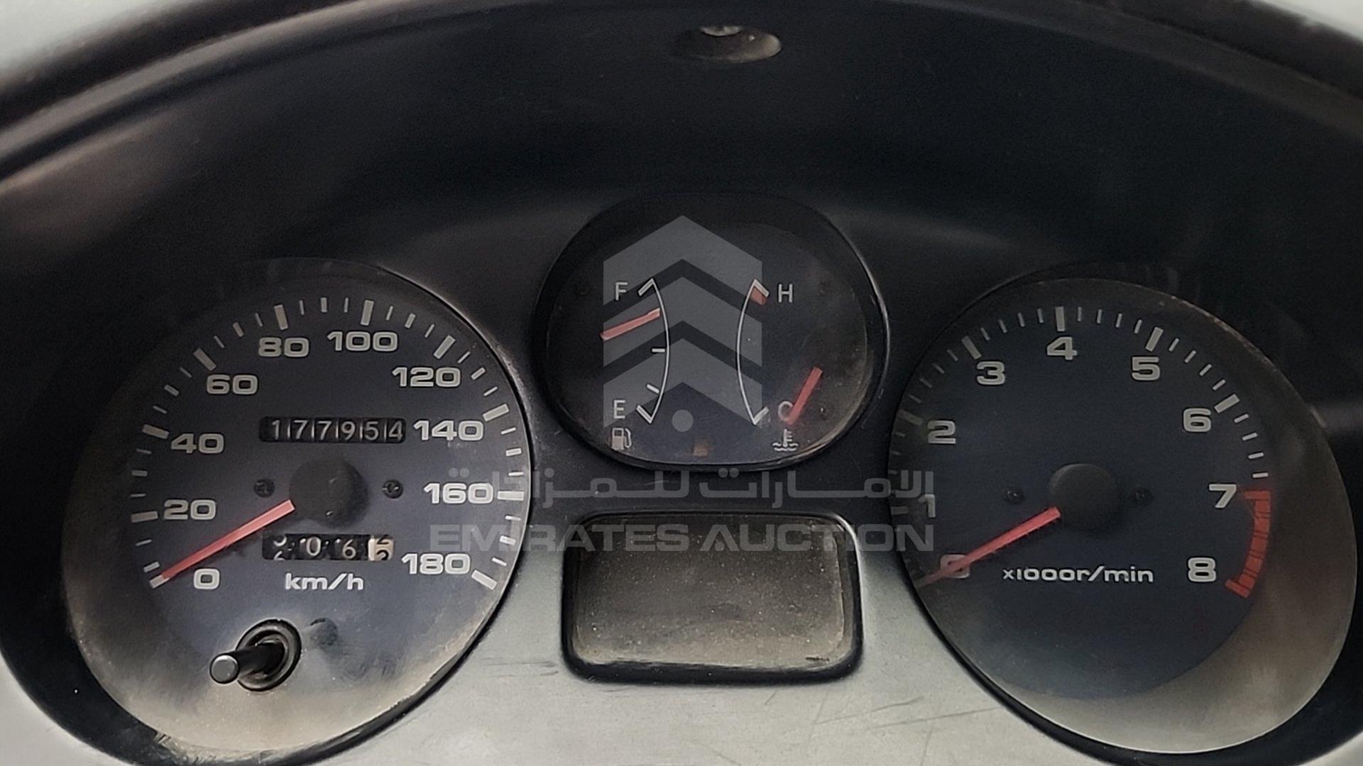 1996 TOYOTA RAV-4 VIN: SXA100142017
