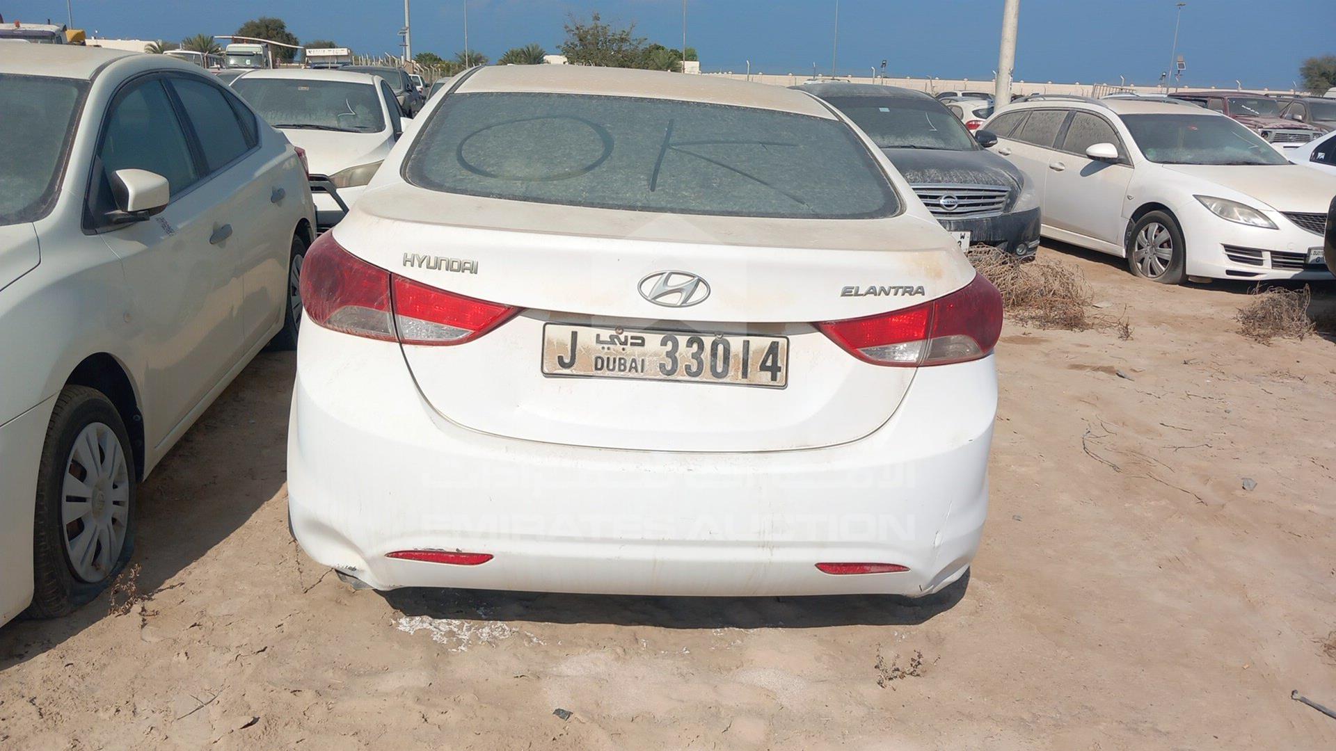 2013 HYUNDAI ELANTRA VIN: KMHDG41EXDU585677