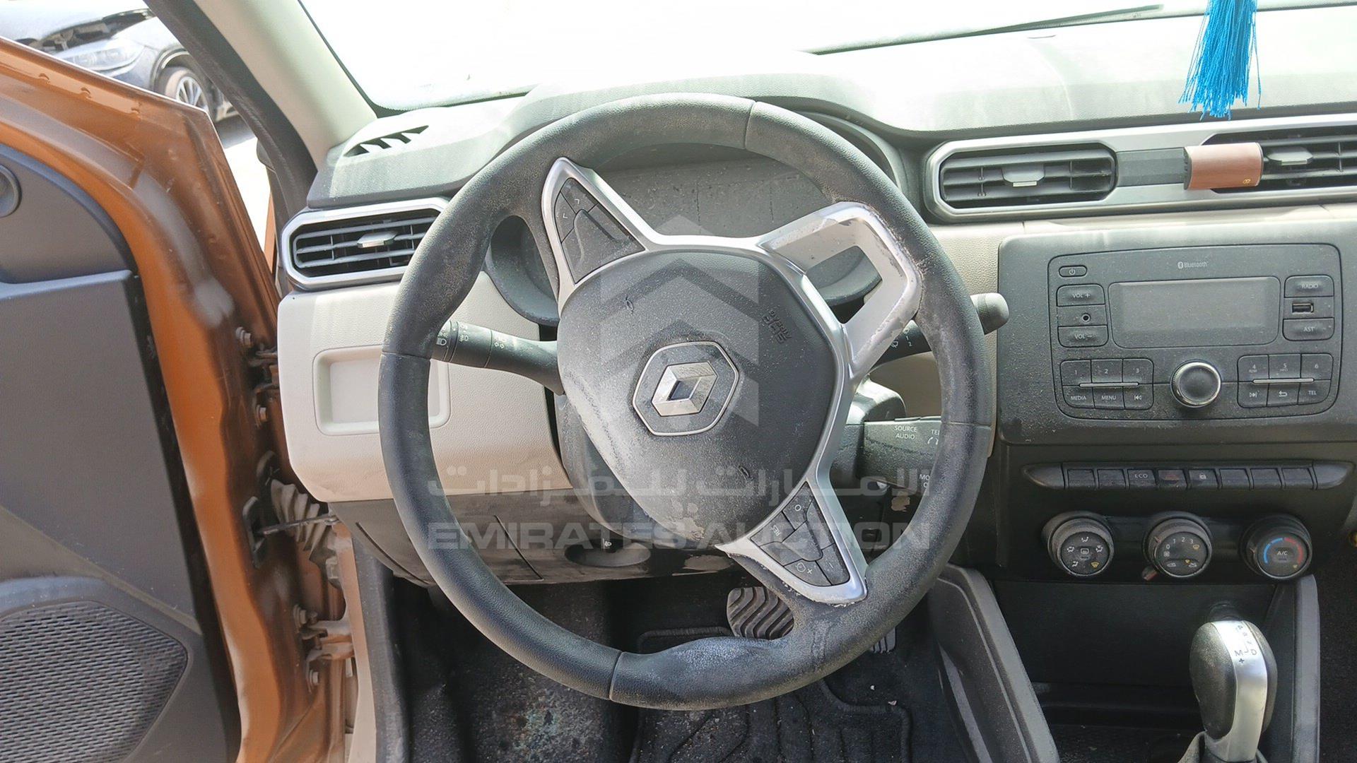 2020 RENAULT DUSTER VIN: VF1HSRMX1LA564178