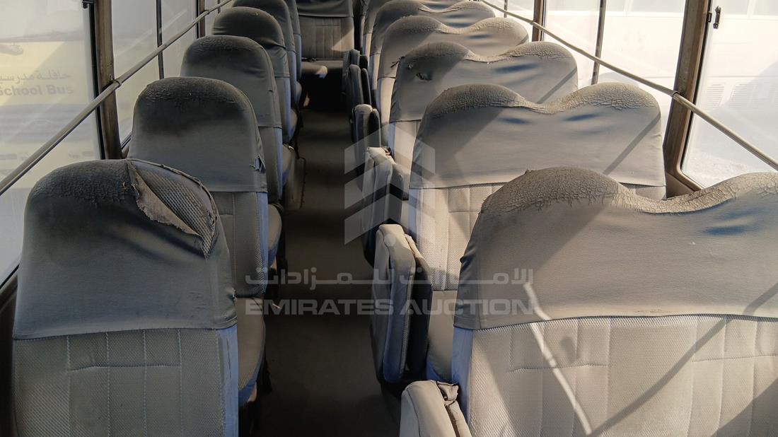 2006 Mitsubishi Rosa — Rear Right Passenger View — Photo 20