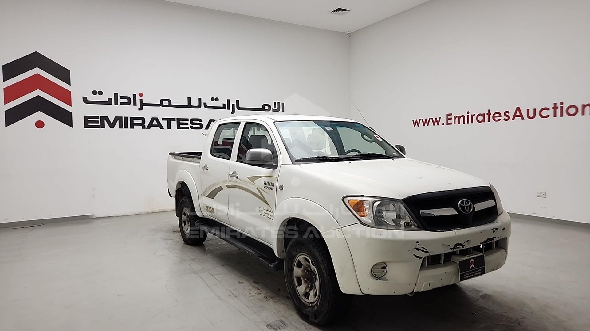 2008 TOYOTA HILUX VIN: MR0FX22G181309155