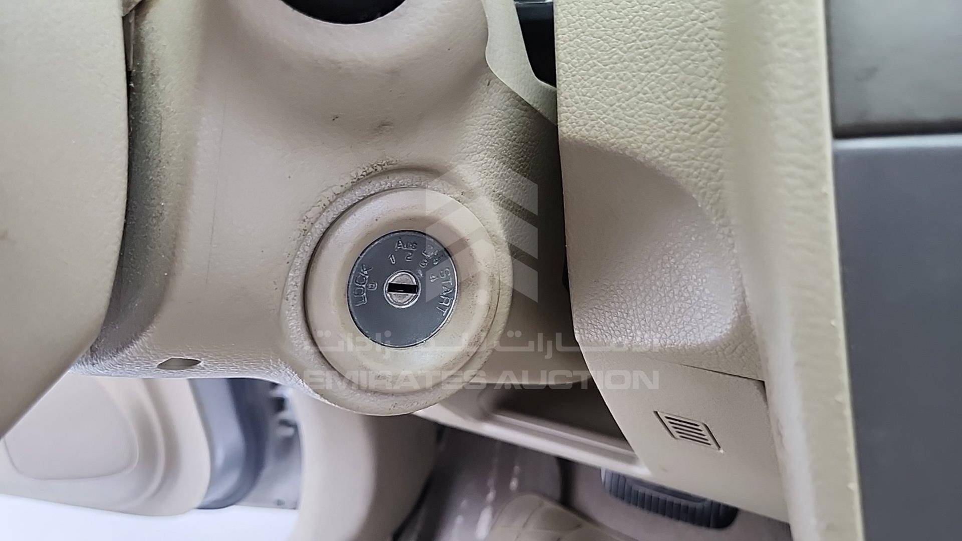 2008 NISSAN TIIDA VIN: JN1CC13C68T012702