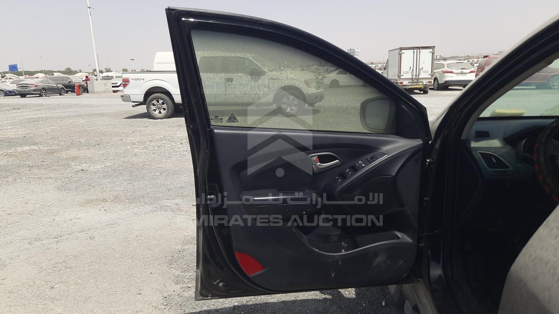 2013 HYUNDAI TUCSON VIN: KMHJT81B5DU649653