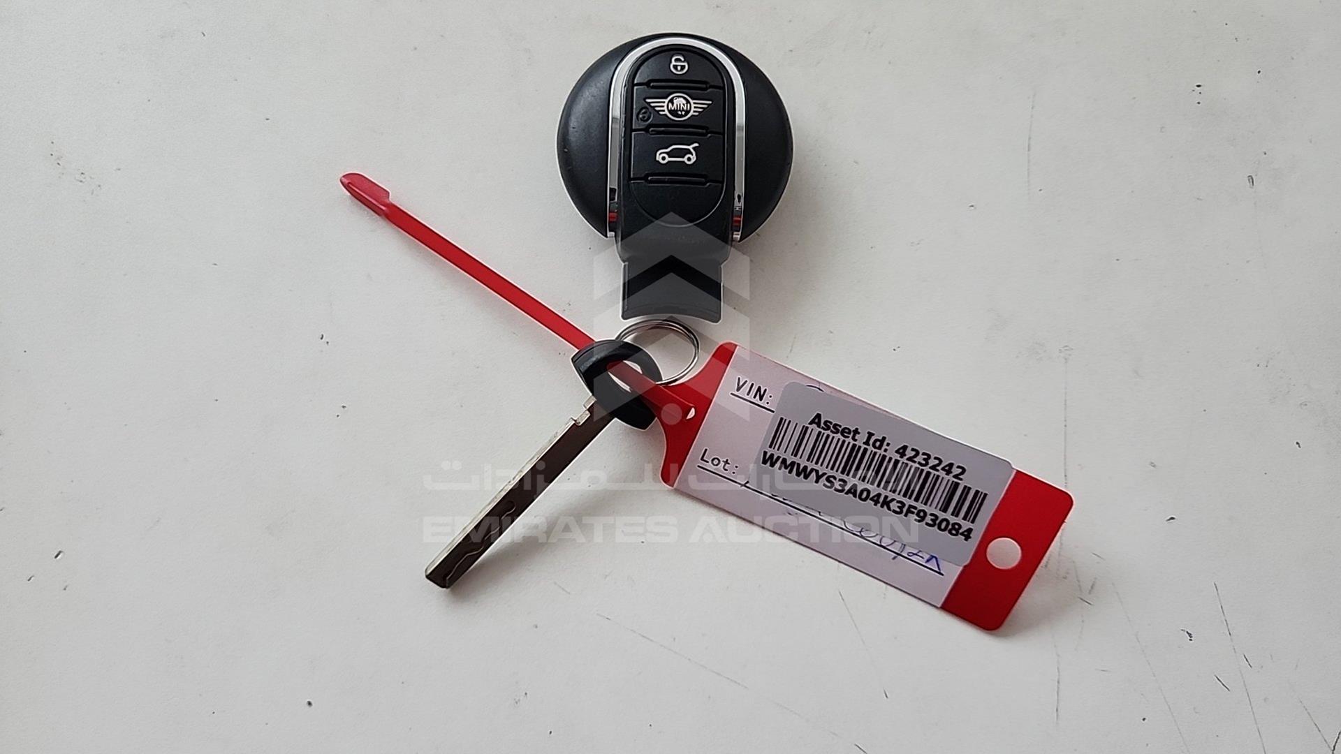 2019 MINI COOPER COUNTRYMAN VIN: WMWYS3A04K3F93084