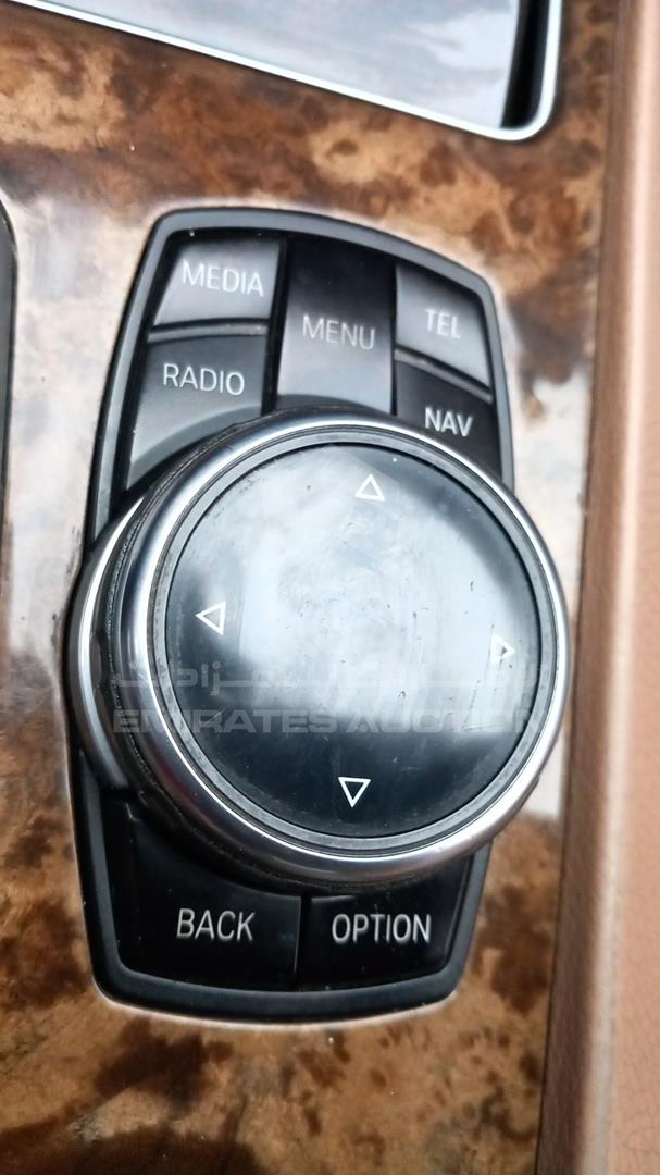 2014 BMW 730 VIN: WBAYE2104ED304802