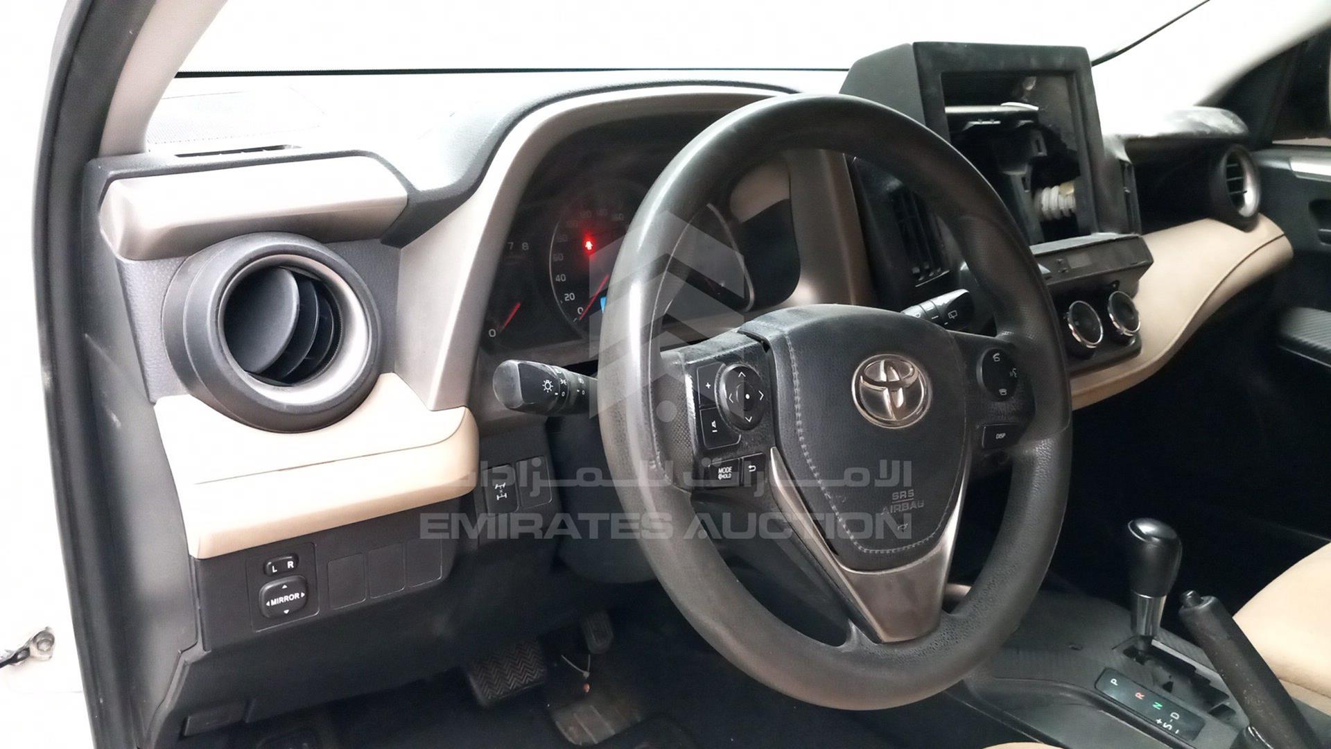 2014 TOYOTA RAV-4 VIN: JTMBF9EV5ED074921