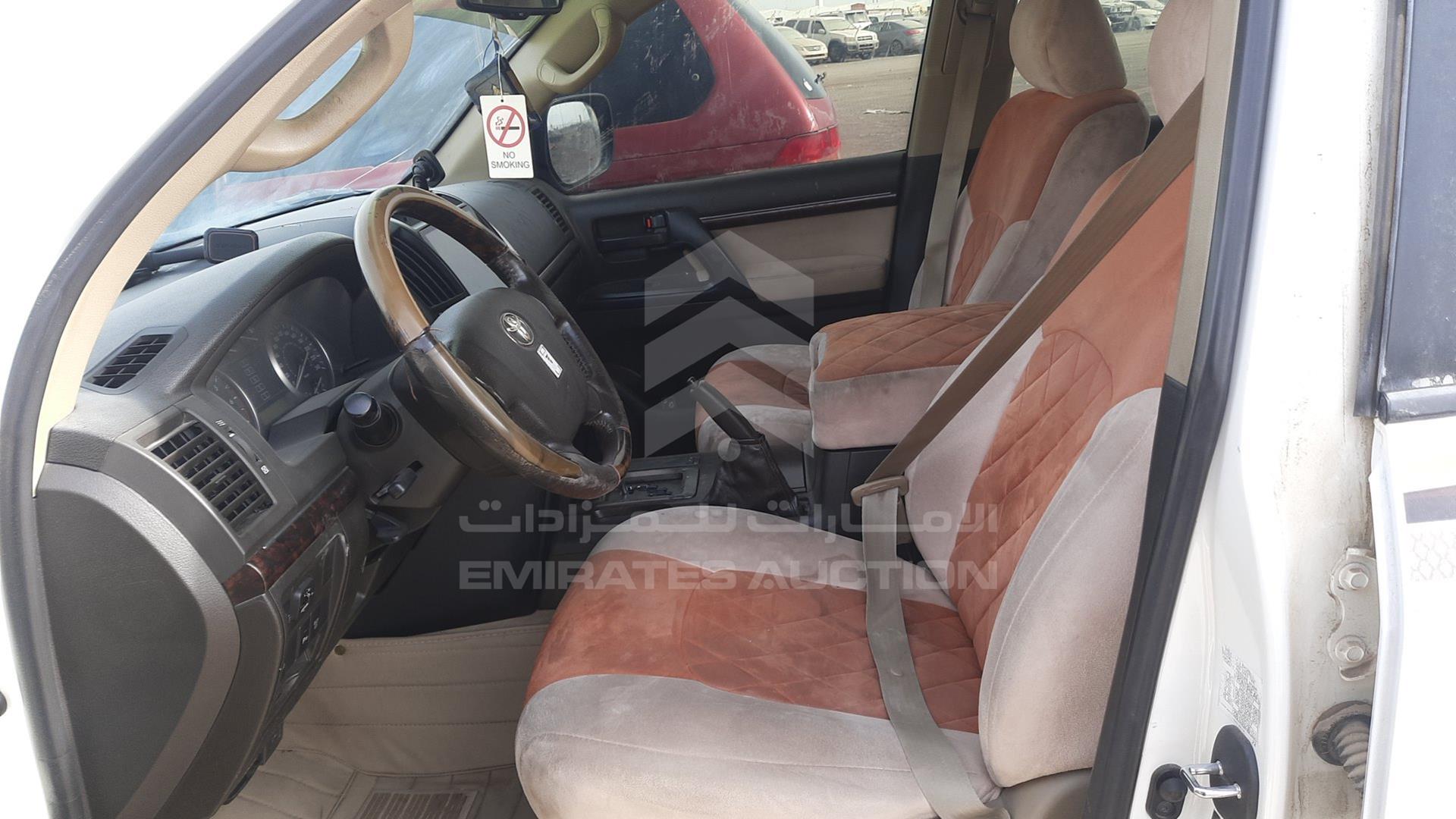 2009 TOYOTA LAND CRUISER VIN: JTMHT09J495031578
