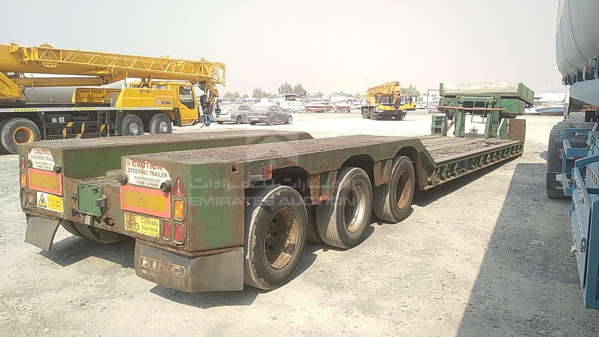 2005 LOW BED 3 AXLES VIN: SKMGTL70Z6KT10132