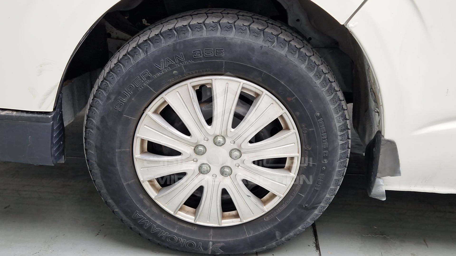 2010 TOYOTA HIACE VIN: JTGSX22PXA6080127