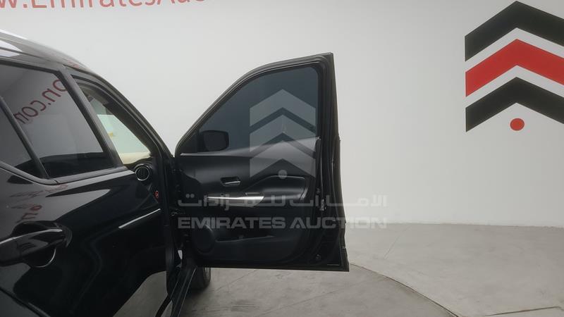 3N1CP5CP8LL502652 Auction: EmiratesAuction Lot: 413790 3N1CP5CP8LL502652 Nissan Kicks 2020 BLACK Photo 35